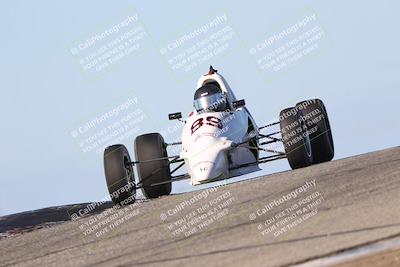 media/Oct-26-2025-CalClub SCCA (Sun) [[8ce1e69566]]/Group 6/Grapevine/